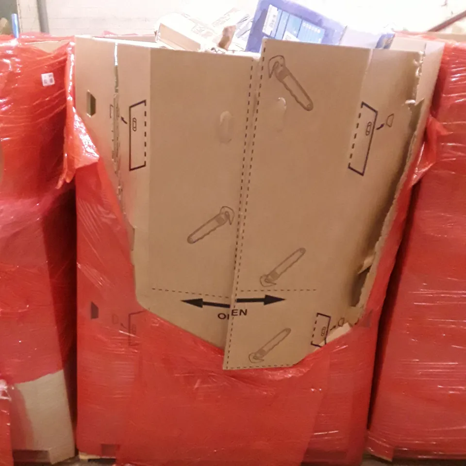 PALLET OF ASSORTED HOUSEHOLD GOODS AND PRODUCTS TO INCLUDE; FOLDABLE POOL, PUZZLE ACCESSORIES, COFFEE MACHINE, BOXED FURNITURE ECT