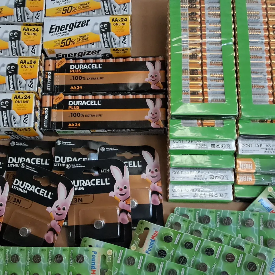 LOT OF 30 ASSORTED PACKS OF BATTERIES TO INCLUDE ENERGIZER AND DURACELL 