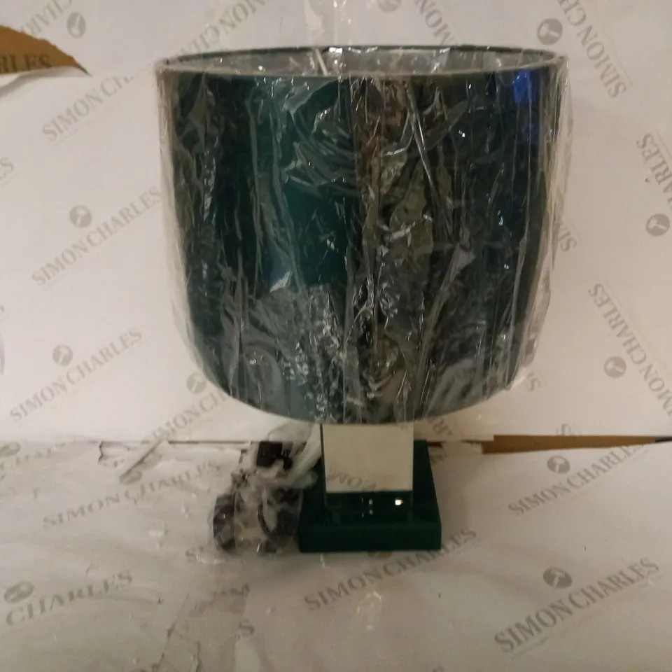 JULIEN MACDONALD TIERED LAMP, GREEN