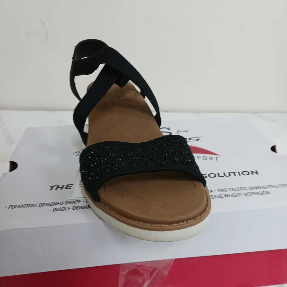 SKECHERS ARCH FIT BEACH KISS BOHO BEYOND SANDAL SIZE 6