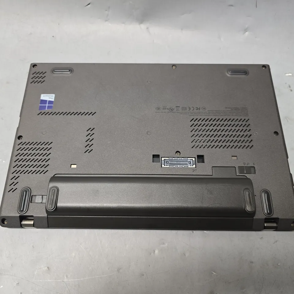 LENOVO X240 THINKPAD LAPTOP IN BLACK