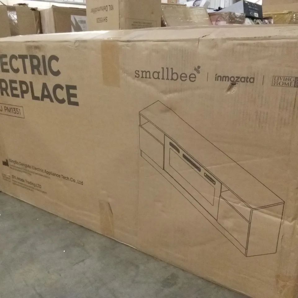 BOXED SMALLBEE PM1351 ELECTRIC FIREPLACE 