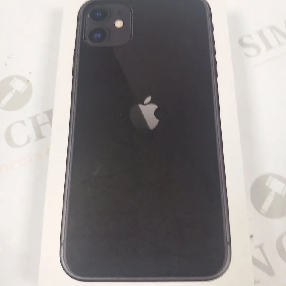 BOXED APPLE IPHONE 11 MOBILE PHONE