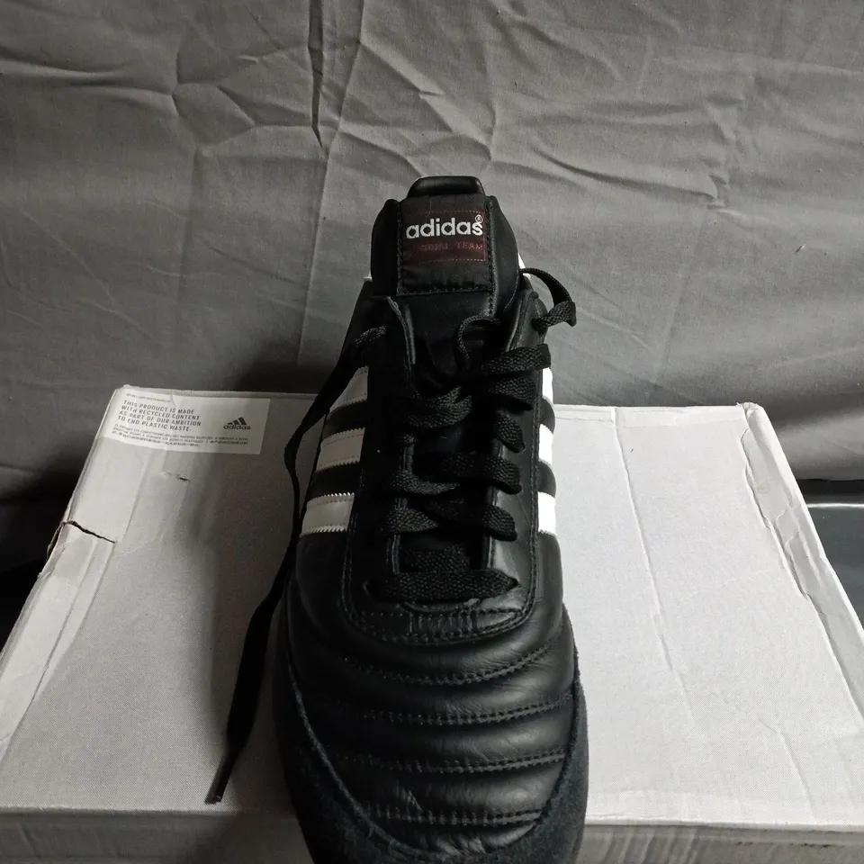 BOXED PAIR OF ADIDAS MUDIAL TEAM TF TRAINERS - UK SIZE 11