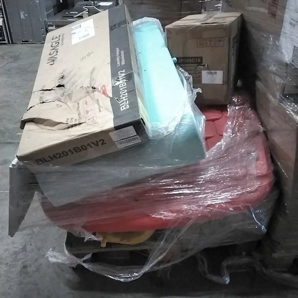 PALLET OF HOUSEHOLD ITEMS TO INCLUDE LAUNDRY HAMPER,  SHOE BOX AND OTHER ASSORTED ITEMS...