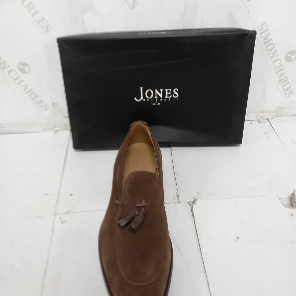 BOXED PAIR OF JONES BOOTMAKER DEVON BROWN SUEDE UK 10 