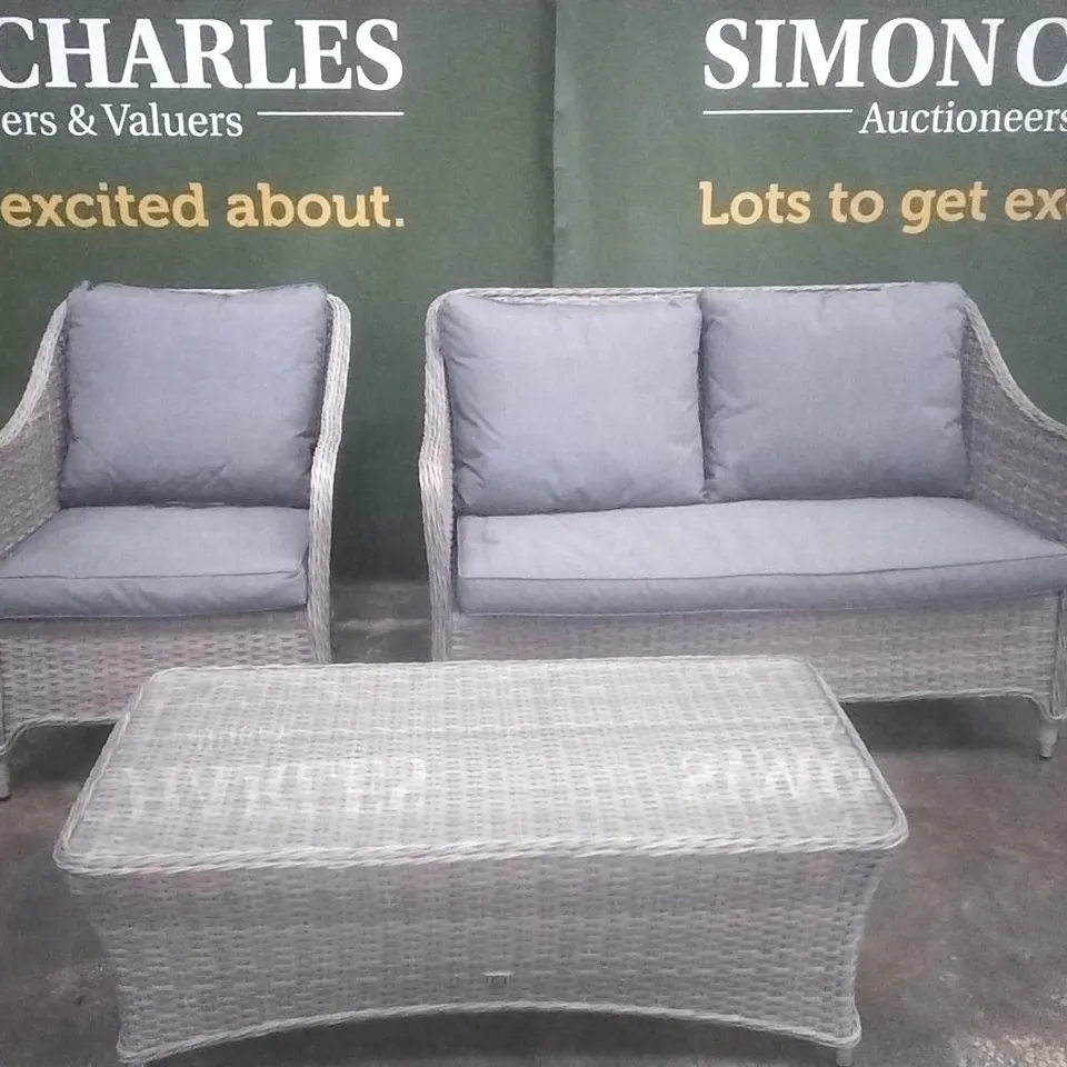 DESIGNER GREY WICKER FABRIC TWO SEATER GARDEN SOFA AND CHAIR WITH GLASS-TOPPED COFFEE TABLE 