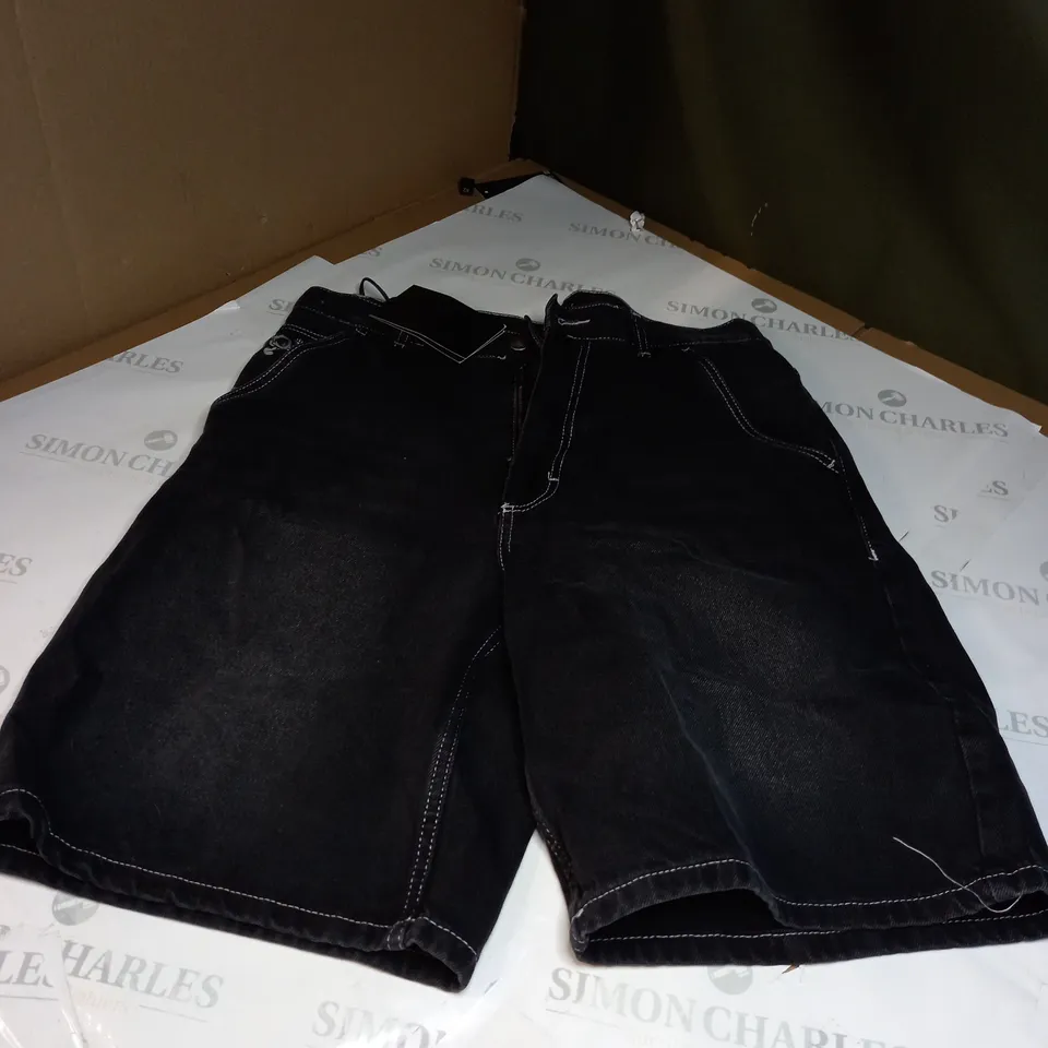 ROUTE ONE BLACK DENIM SHORTS SIZE 32