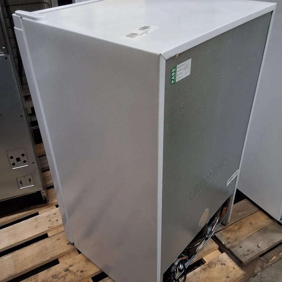 LOGIK LUF48W23 UNDERCOUNTER FREEZER - WHITE