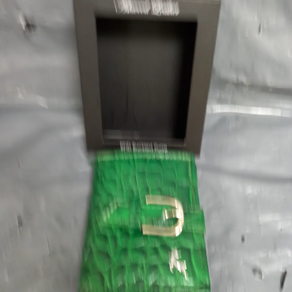 BOXED ASHWOOD BUCKLED LEATHER PURSE