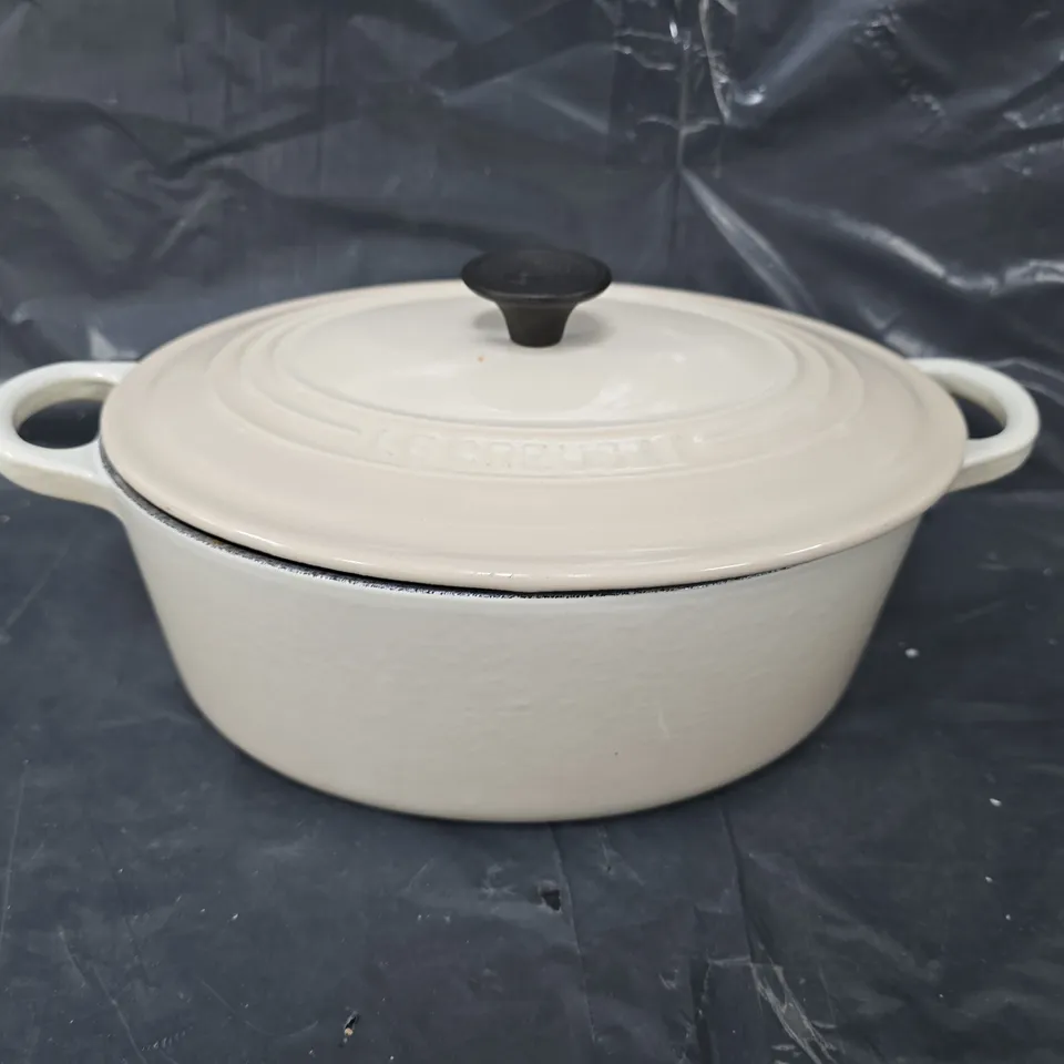 LE CREUSET SIGNATURE VOLCANIC CAST IRON OVAL CASSEROLE