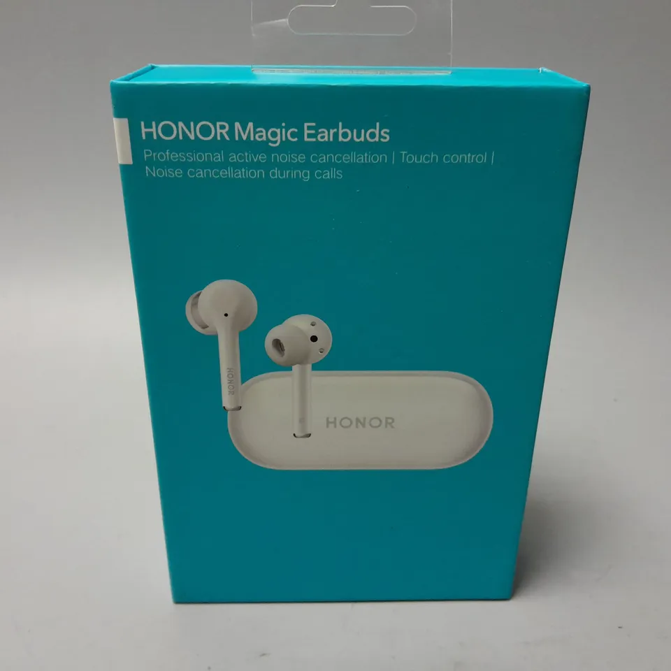 BOXED HONOR MAGIC EARBUDS IN WHITE