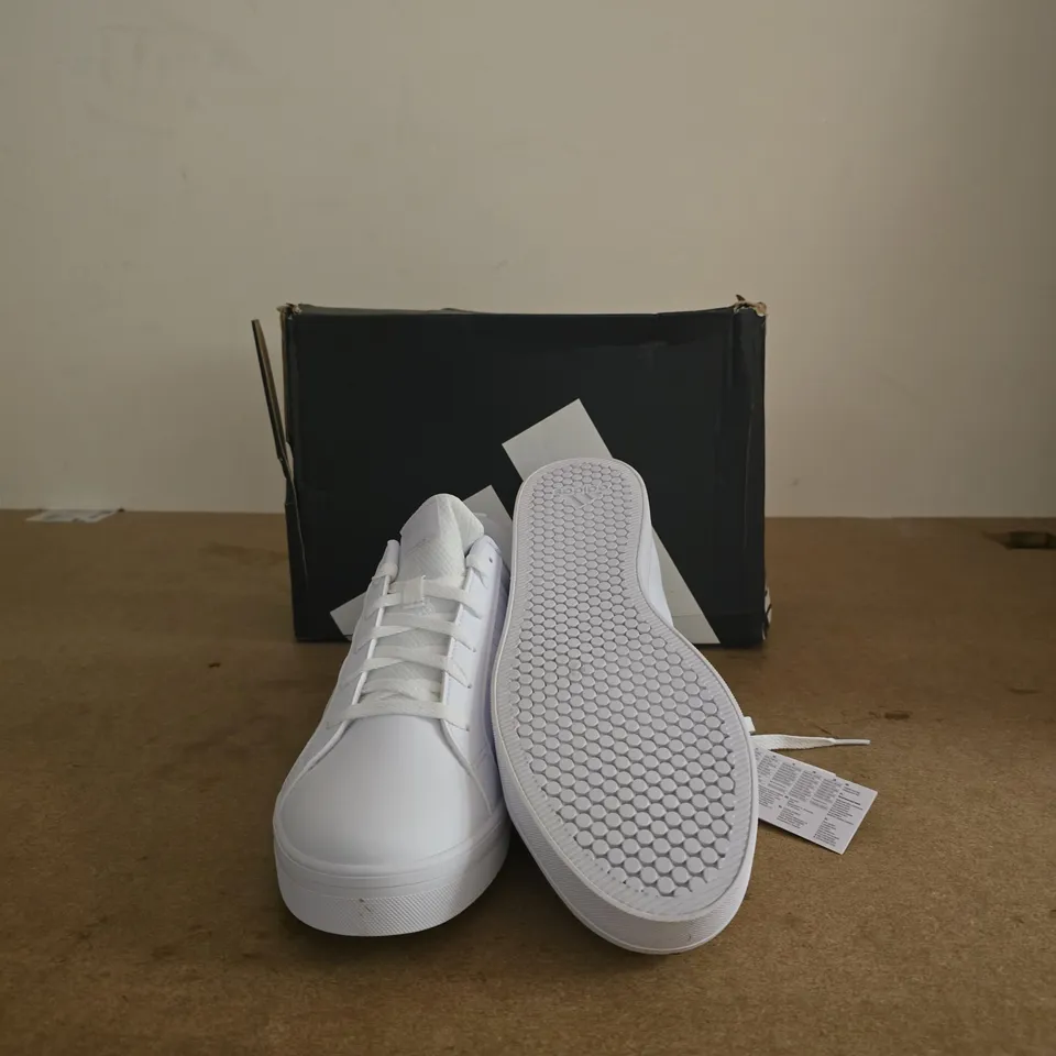 ADIDAS WHITE SNEAKERS – BOXED UK SIZE 11