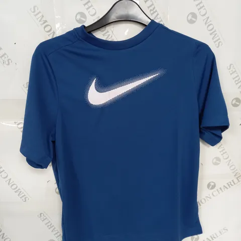 NIKE LOGO GRAPHIC CASUAL T-SHIRT SIZE L - KIDS