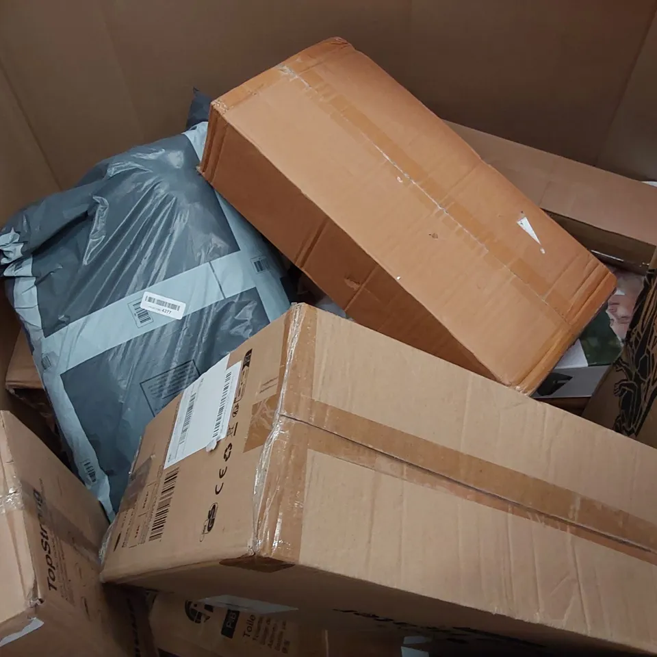 PALLET OF ASSORTED ITEMS INCLUDING: AIR FRYER, DRYWALL SANDER, ELECTRIC BLANKET, BABY PLAY PEN, SINGLE BED FRAME