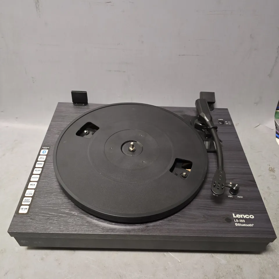 BOXED LENCO LS-300BK V2 TURNTABLE & BLUETOOTH 