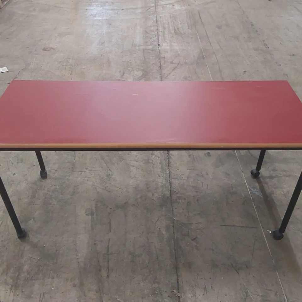 MOBILE TABLE WITH WOODEN TOP