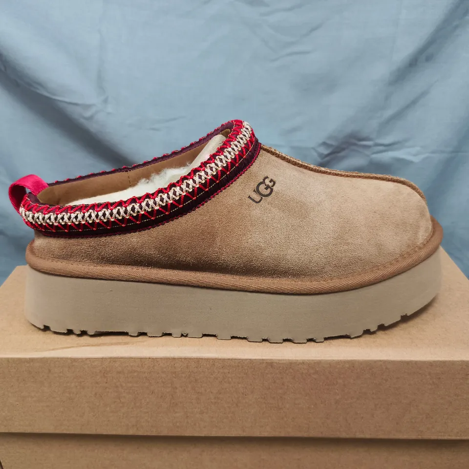 BOXED UGG TAZZ SLIPPERS - CHESTNUT - UK 6