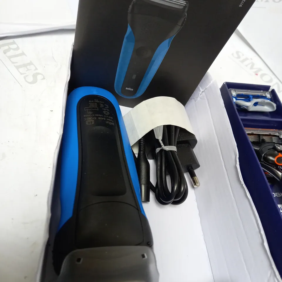 LOT OF APPROX 3 TO INCLUDE GILLETTE RAZOR , BRAUN SERIES 3 SHAVER , ETC