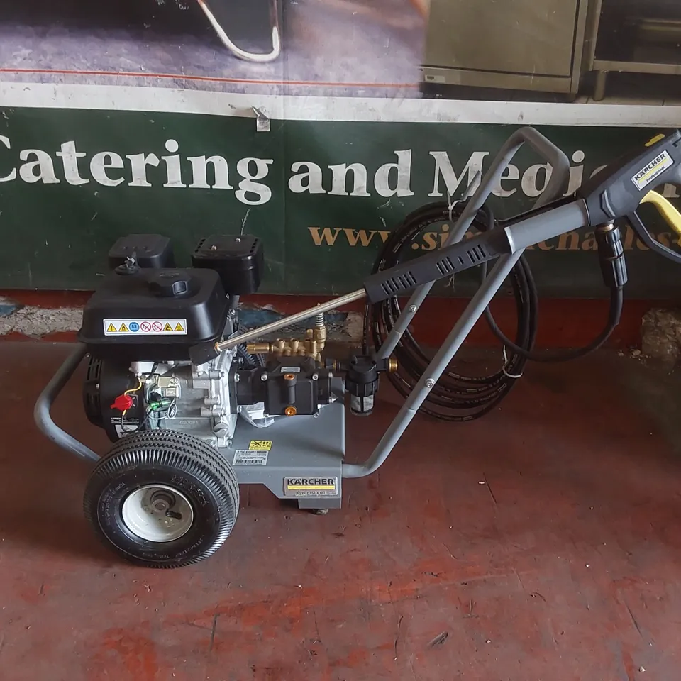 BRAND NEW KÄRCHER HD 6/15 G CLASSIC S/N 017112 PETROL PRESSURE WASHER