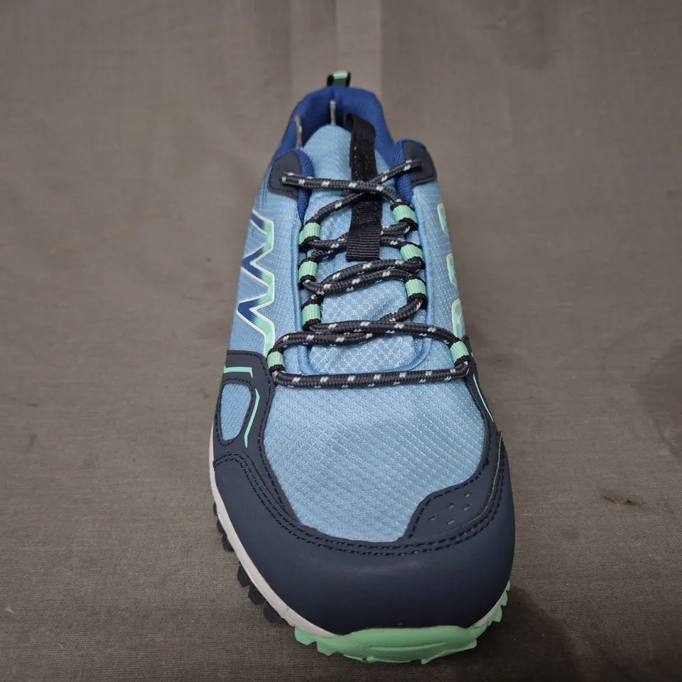 BOXED PAIR OF MOUNTAIN WAREHOUSE LAKESIDE TRAIL WATERPROOF WOMEN'S SHOES IN BLUE/GREEN UK SIZE 9