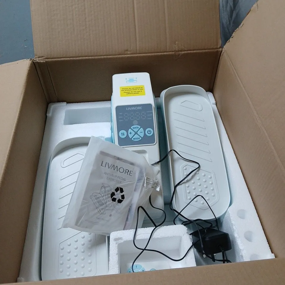 LIVMORE ANTI SLIP PEDAL EXERCISER WITH MANUAL BOXED