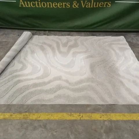 RAGOLLE CLEO AREA RUG // 200 x 290cm