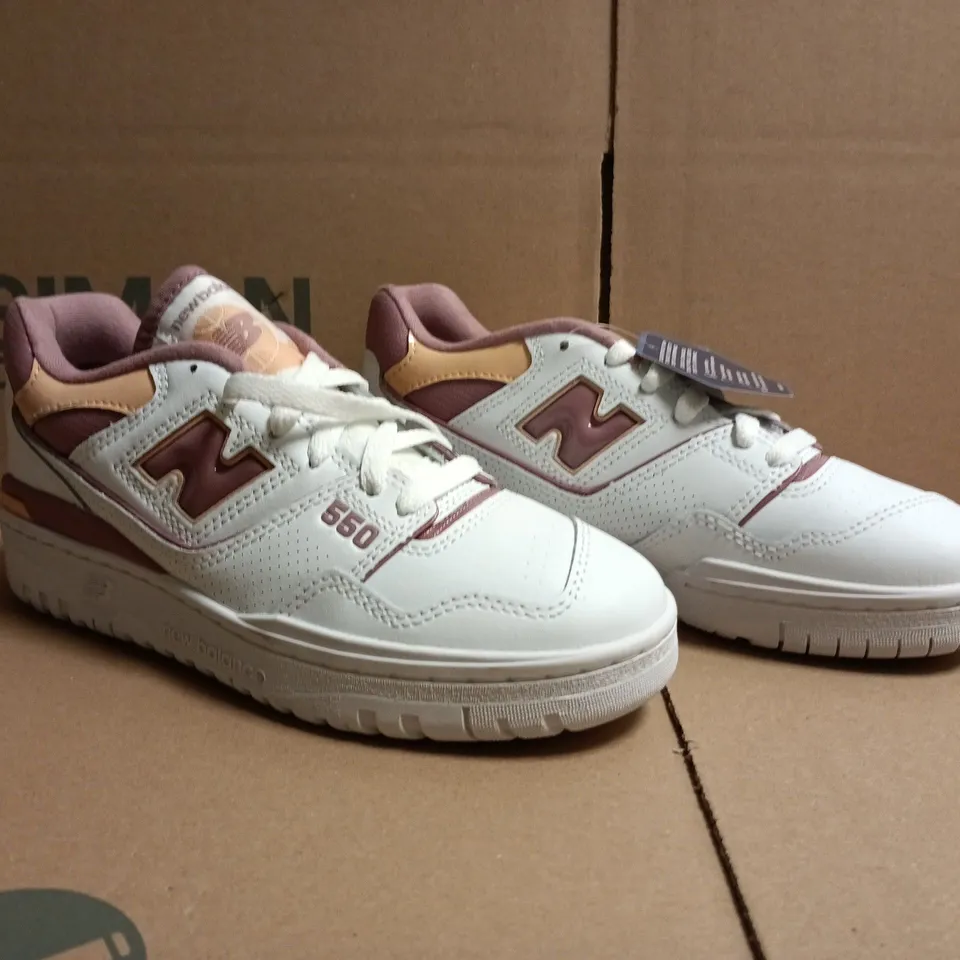 PAIR OF NEW BALANCE 550 TRAINERS IN WHITE/PLUM SIZE UK 4
