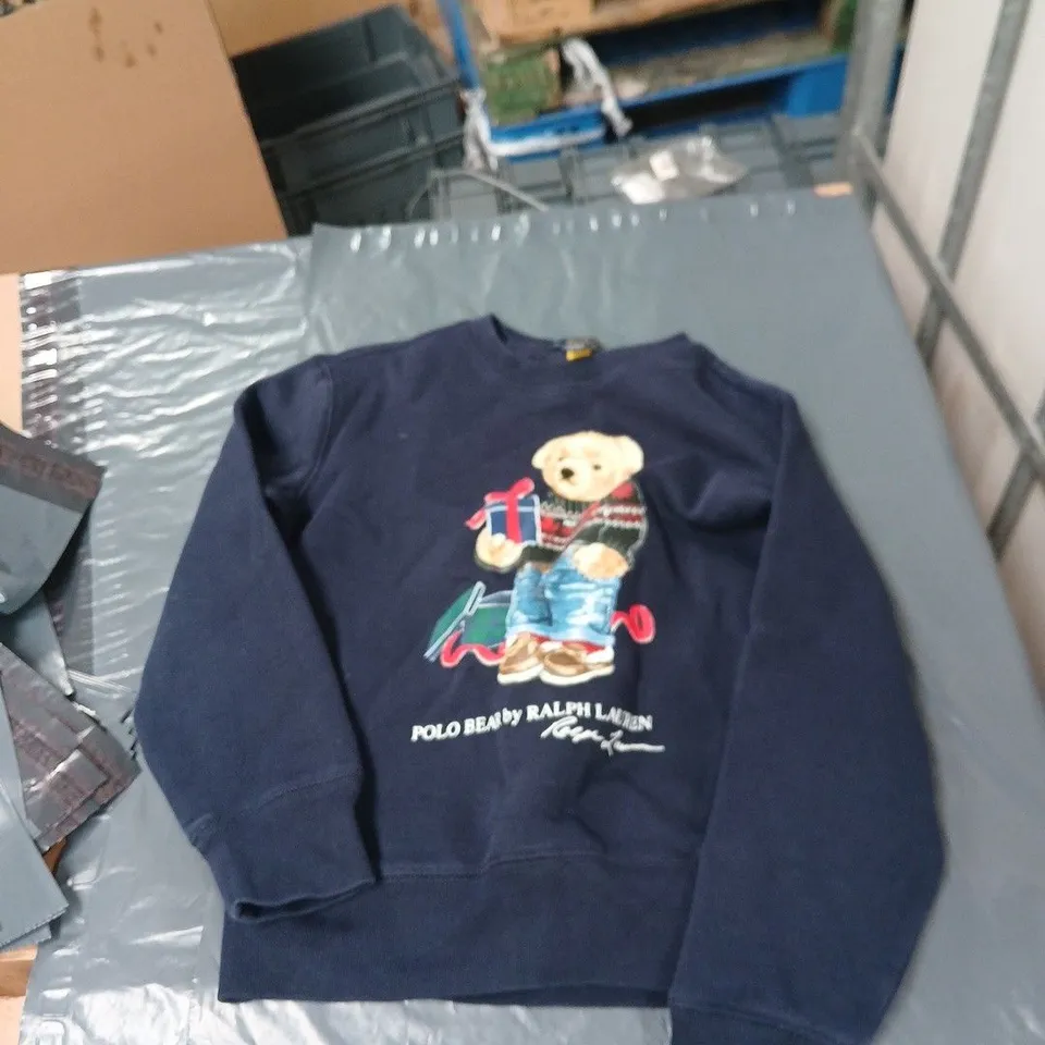 POLO RALPH LAUREN KIDS' NAVY CREWNECK SWEATSHIRT WITH POLO BEAR GRAPHIC – SIZE KIDS 8