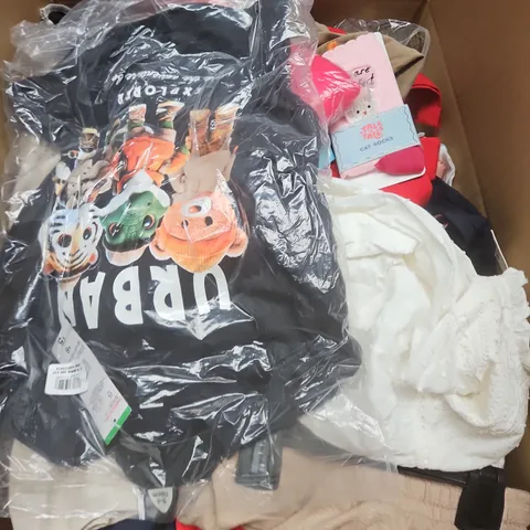 BOX OF APPROXIMATELY 25 ASSORTED KIDS CLOTHING ITEMS TO INCLUDE - TOP , SHORTS , T-SHIRT ETC