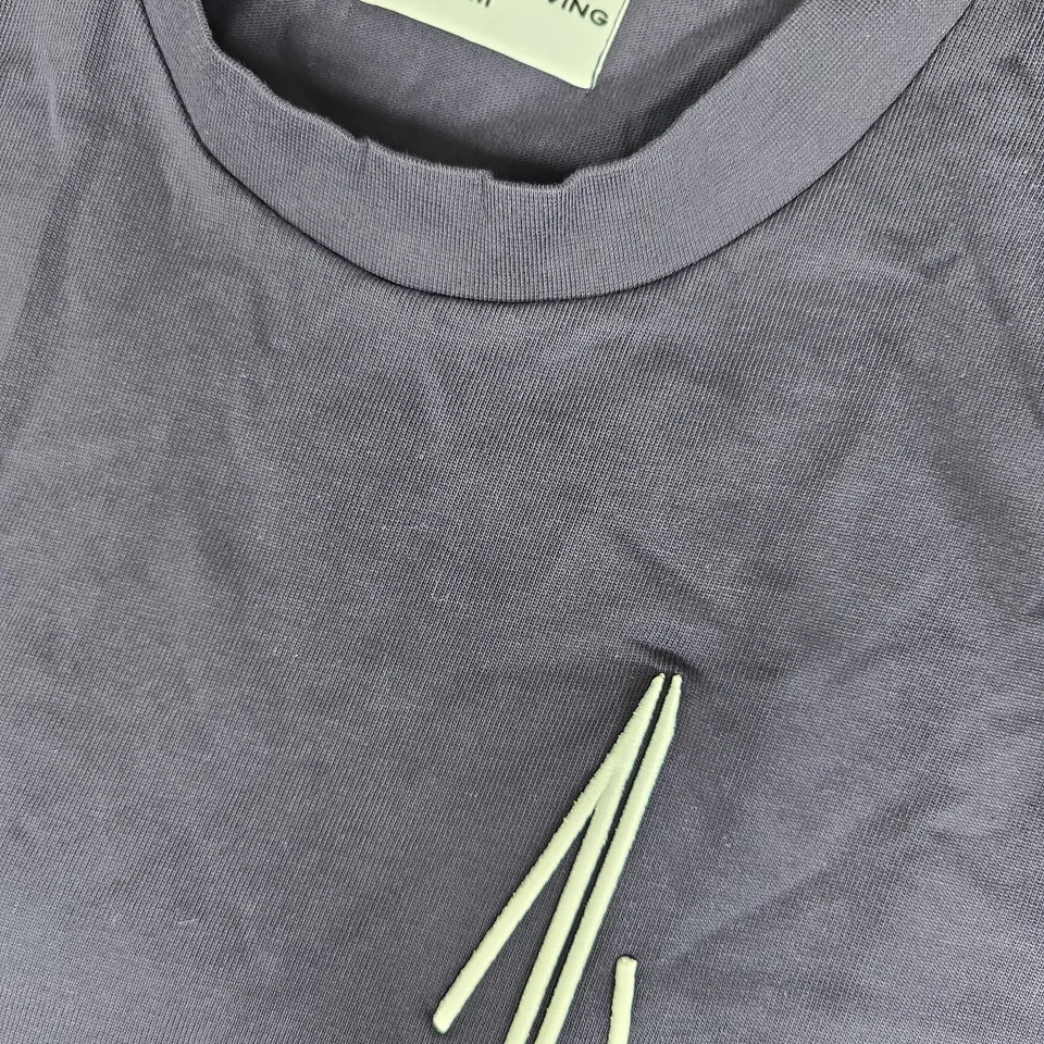 AFFLUENT LIVING NAVY CREW T-SHIRT - M
