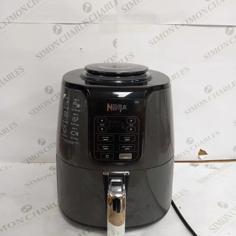NINJA AIR FRYER 3.8L AF100UK