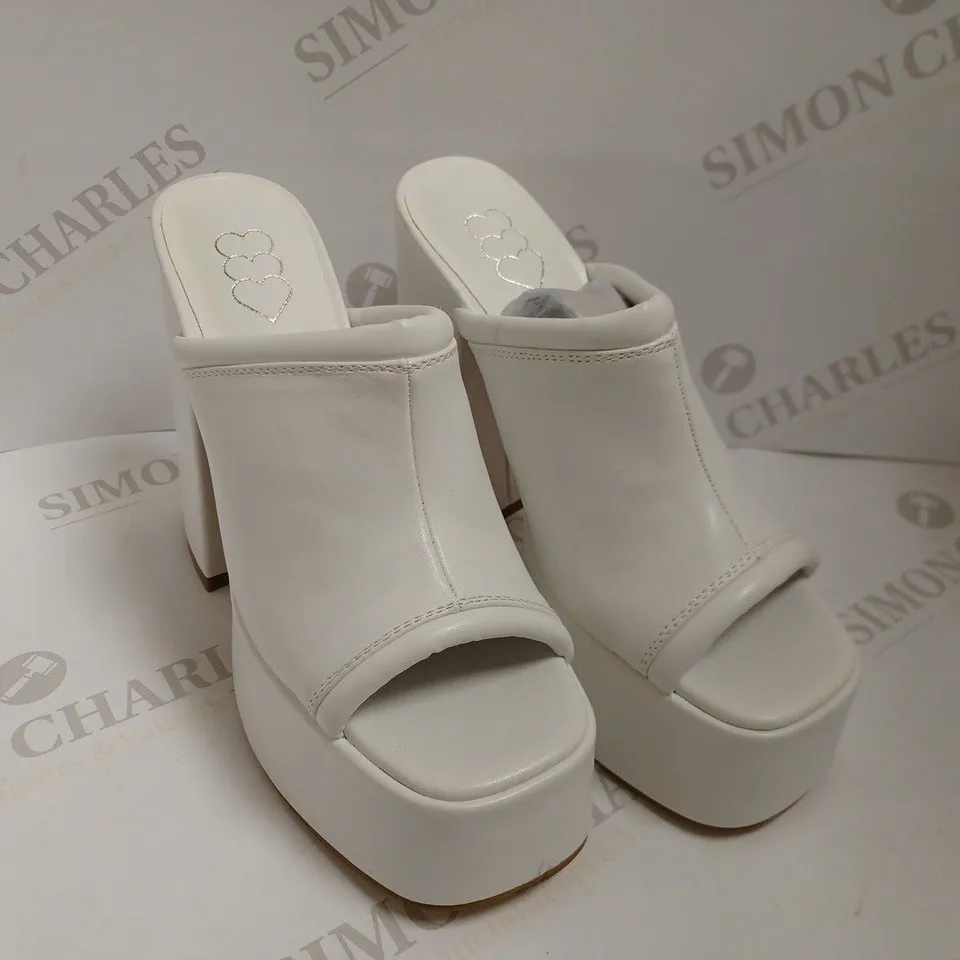 KOI VEGAN WHITE PLATFORM EEL SANDALS - SIZE 5