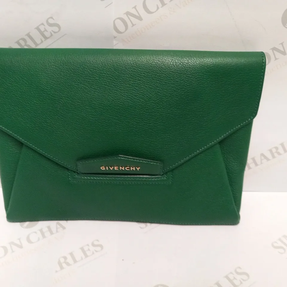 GIVENCHY ANTIGONA GREEN CLUTCH ENVELOPE BAG
