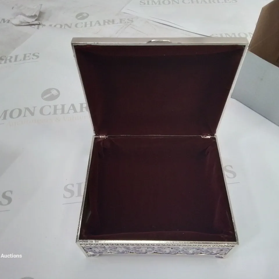 BOXED STYLISH DECORATIVE STEEL JEWELLERY BOX