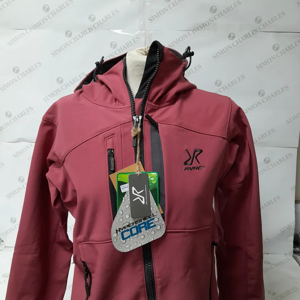 REVOLUTION RACE HOODED WINDBREAKER JACKET IN EARTH RED SIZE M 