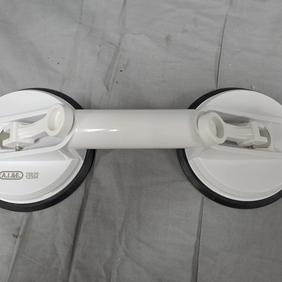 VIVAMORE BATHROOM GRAB HANDLE WITH DUAL SUCTION CUPS – BOXED