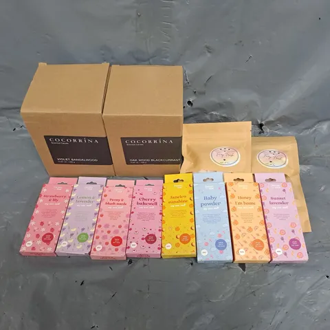APPROXIMATELY 15 ASSORTED CANDLES AND WAX MELTS TO INCLUDE - COCORRINA - FAIRY FRESH - DEVON WICK - ETC - COLLECTION ONLY