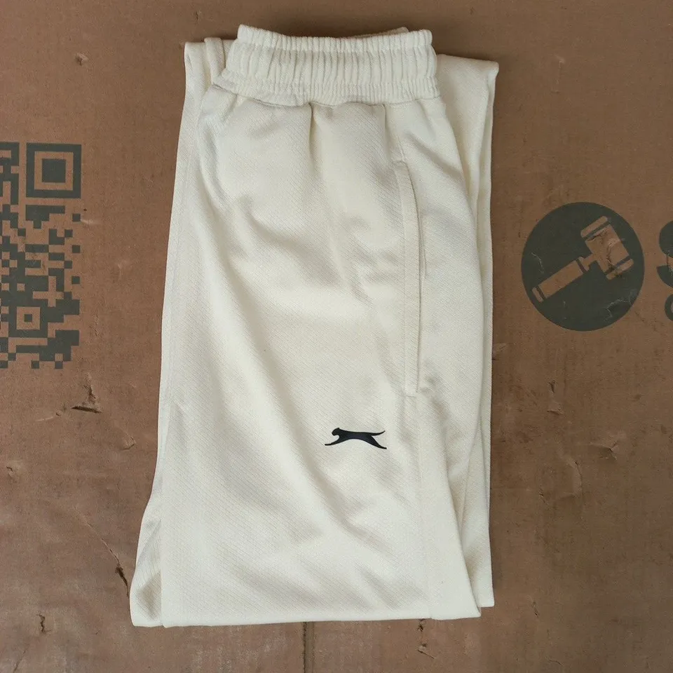 SLAZENGER KID'S PANTS IN CREAM SIZE 11-12 YEARS