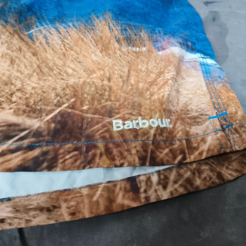 MENS BARBOUR SWIMMING SHORTS - SIZE M