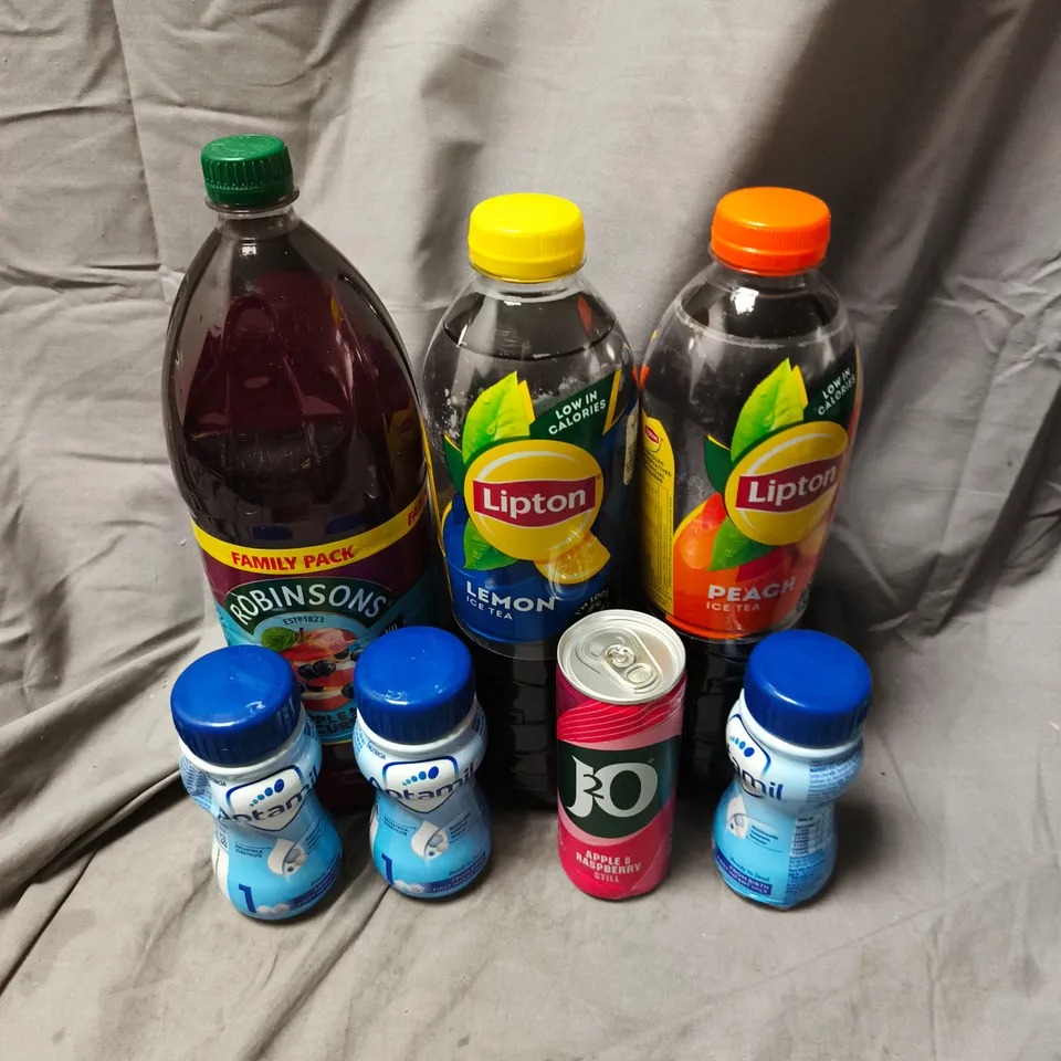 APPROXIMATELY 9 ASSORTED FOOD & DRINK ITEMS TO INCLUDE LIPTON PEACH ICE TEA, APTAMIL FIRST INFANT MILK, J20, ETC - COLLECTION ONLY