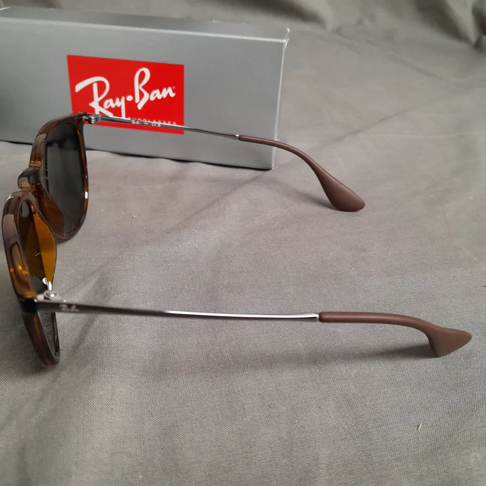 BOXED PAIR OF RAY BAN BROWN CATS EYE GLASSES