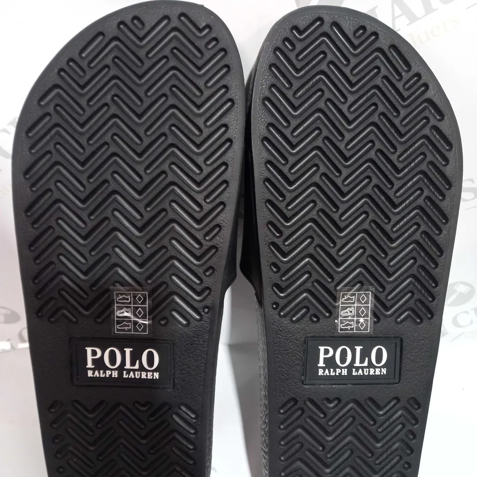 PAIR OF POLO RALPH LAUREN IN BALCK SIZE UNKNOW 