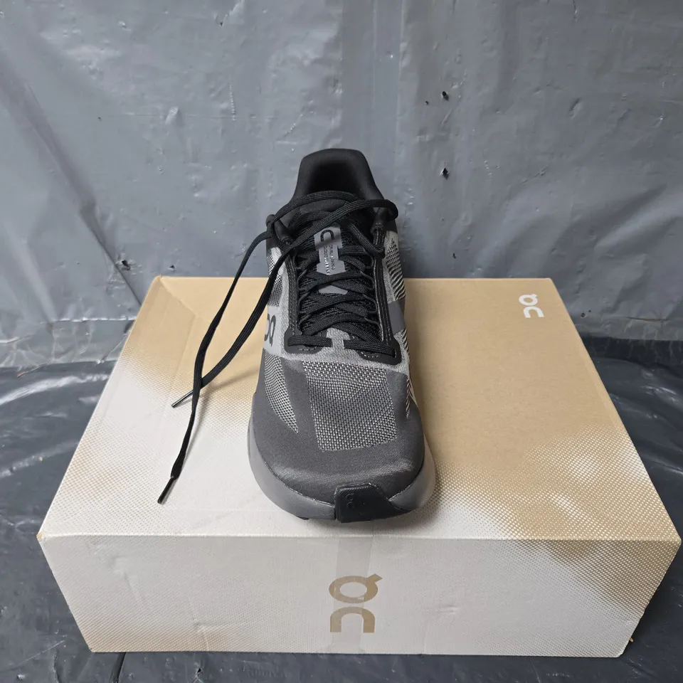 BOXED PAIR OF ON CLOUDSURFER NEXT TRAINERS IN GREY - UK 11