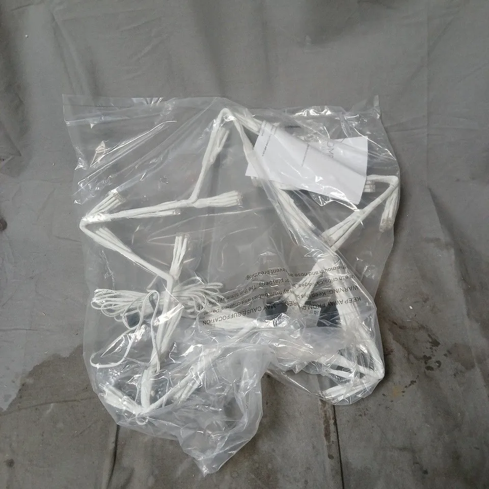 HOME STORIES STARBURST LED WARM WHITE STAR DECOR