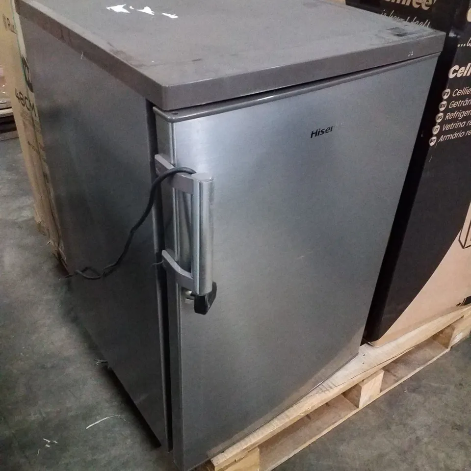 HISENSE RL170D4BCE UNDER COUNTER FRIDGE - UNPROCESSED RAW RETURN