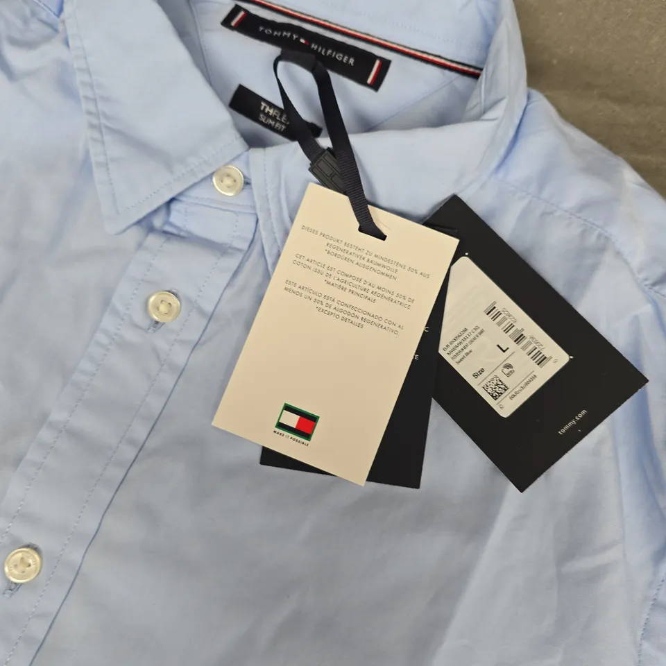 TOMMY HILFIGER SLIM FIT LONG SLEEVE SHIRT IN BLUE - L
