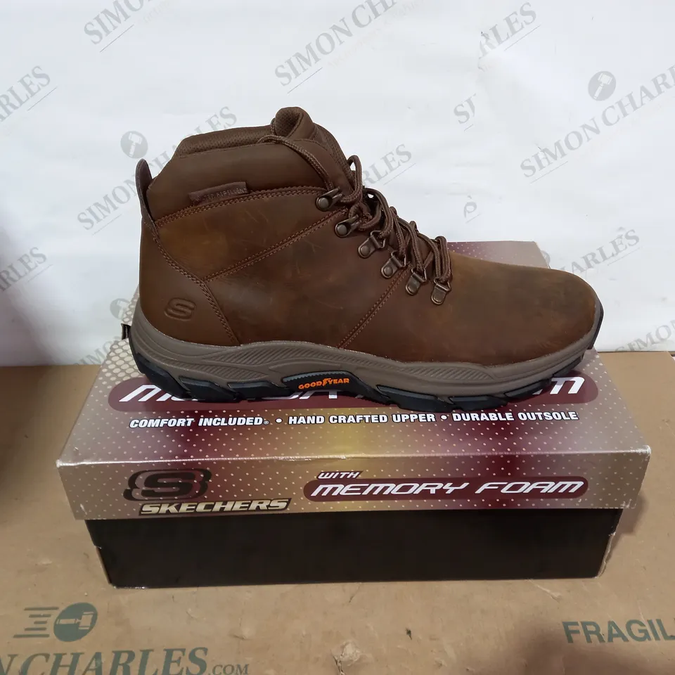 BOXED PAIR OF SKECHERS - SIZE 12