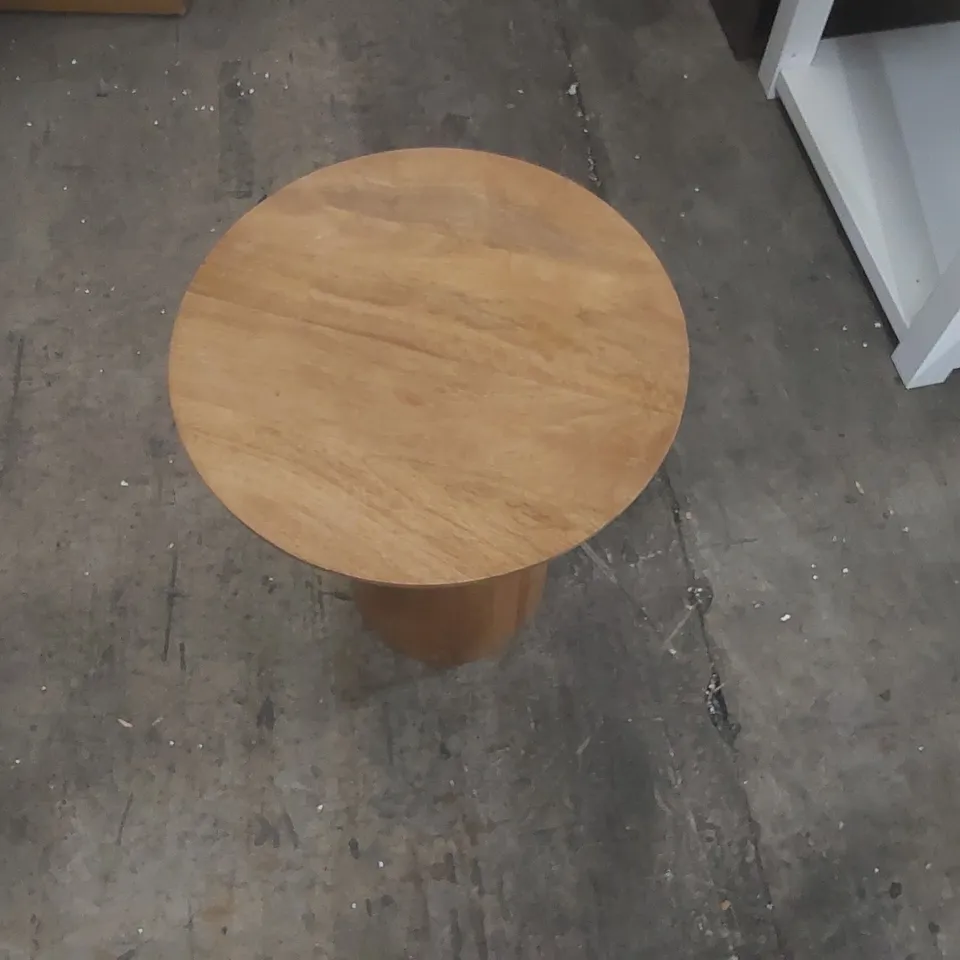 BOXED DANETTI CARA SIDE TABLE - LIGHT MANGO WOOD