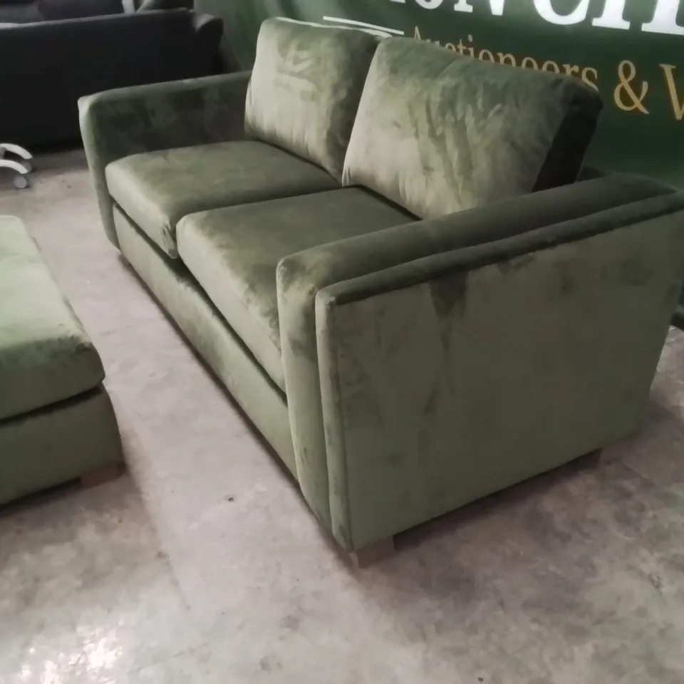 QUALITY DESIGNER EX SHOWROOM BOUTIQUE MODERNIST MAISON EVERGREEN VELVET SOFA WITH FOOTSTOOL 